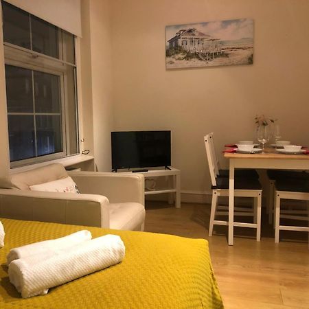 Apartamento Bright And Cozy Entire Flat Near Euston Station And Ucl Hospital Londres Exterior foto