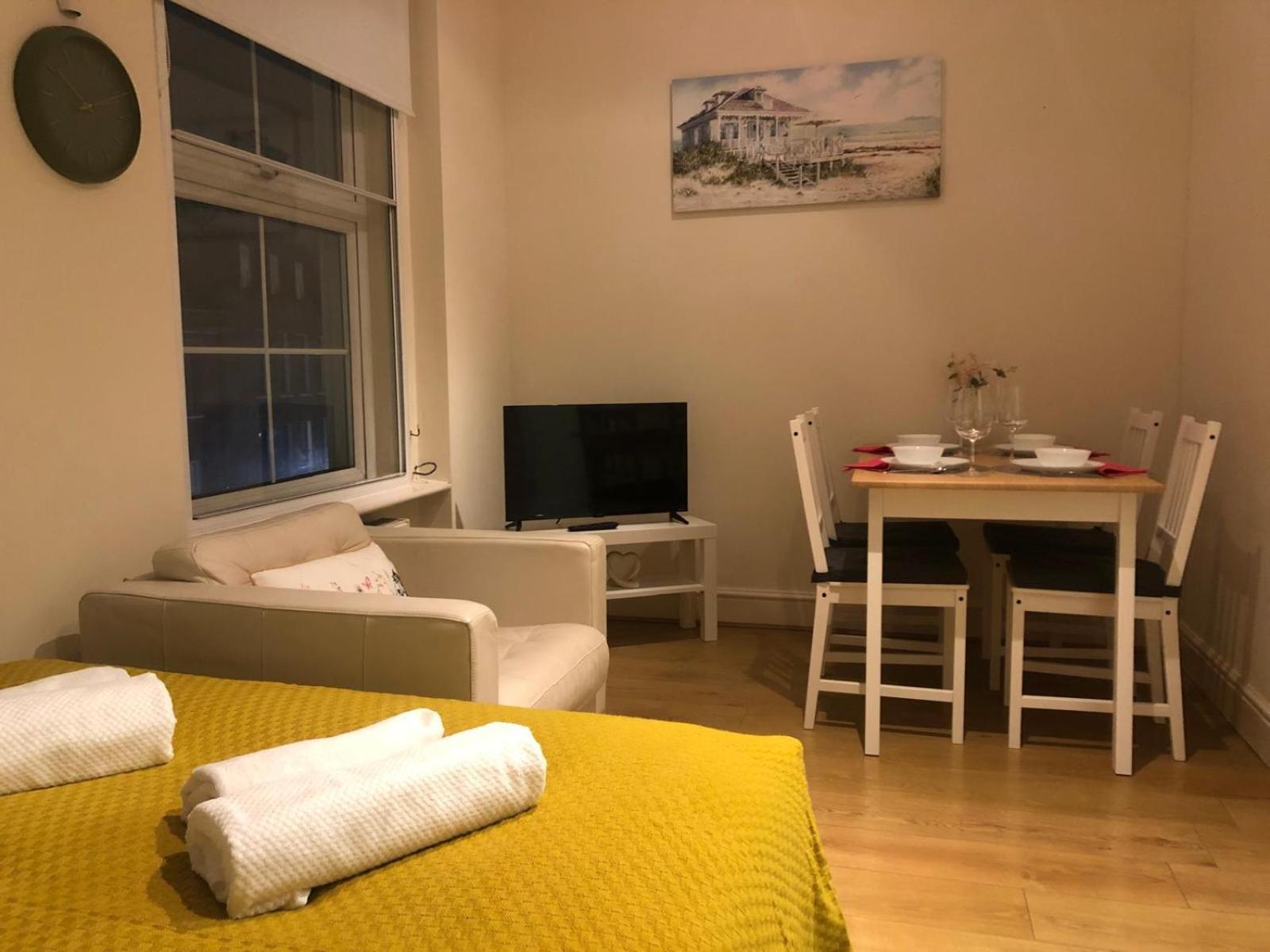 Apartamento Bright And Cozy Entire Flat Near Euston Station And Ucl Hospital Londres Exterior foto